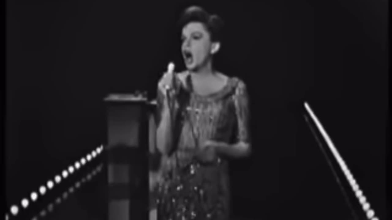 Judy Garland: Battle Hymn Of The Republic