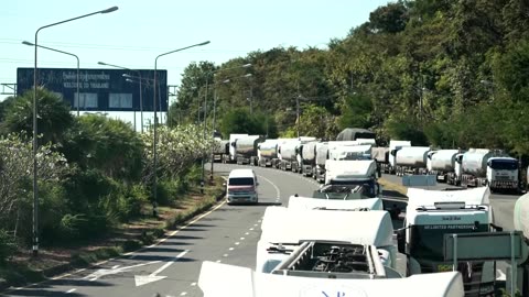 Thailand cuts Laos fuel route as Cambodia border conflict deepens