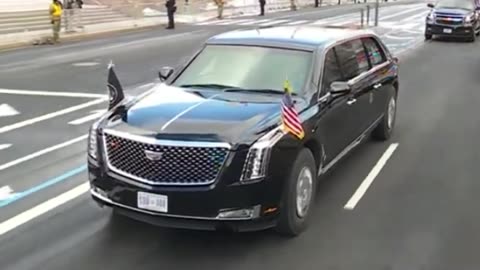 Trump Car Riding towards US Capitol 🚘