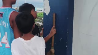 This kid tried to glue a broom to the wall! 🤦‍♀️