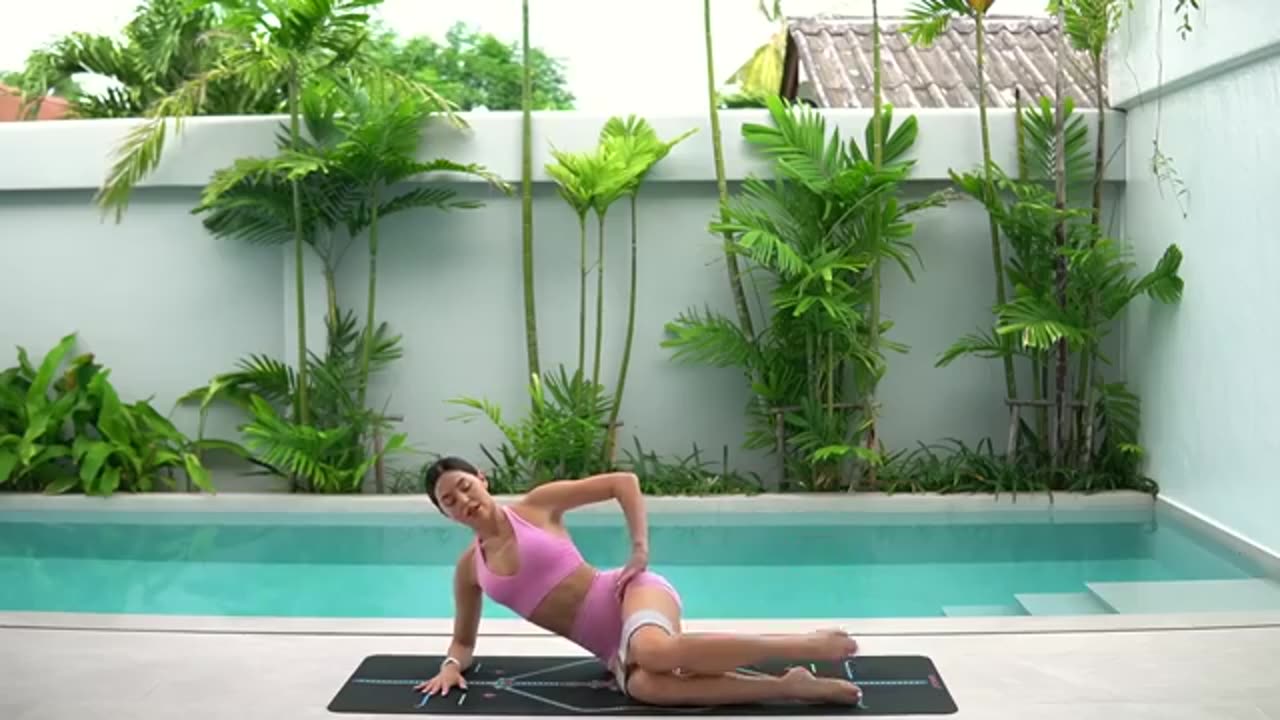 25 MIN ABS & BOOTY WORKOUT || Intermediate Pilates With Mini Band (Optional)
