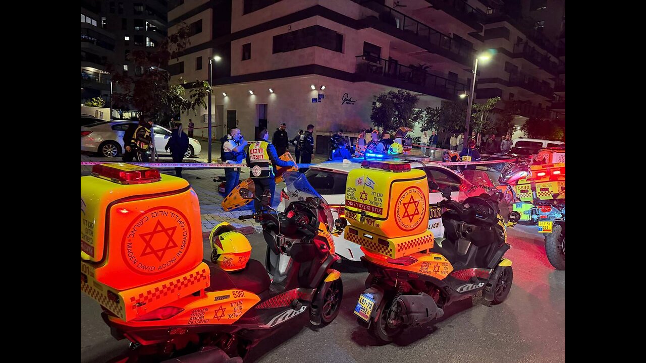 Police spokeswoman: Initial report A short time ago, several reports were