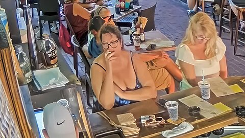 Candid Sexy Smoking Woman 737