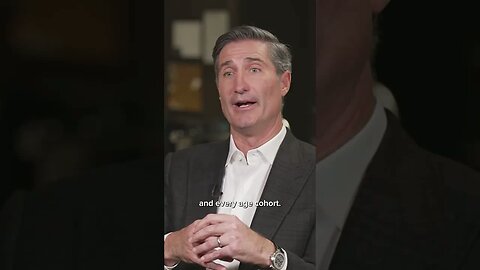 Starbucks CEO: Consumer confidence isn't matching the behavior we're seeing