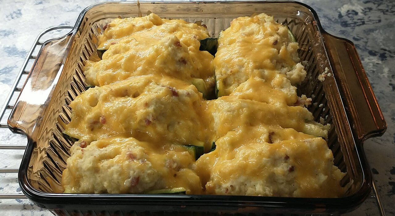 KETO "TWICE BAKED POTATO"