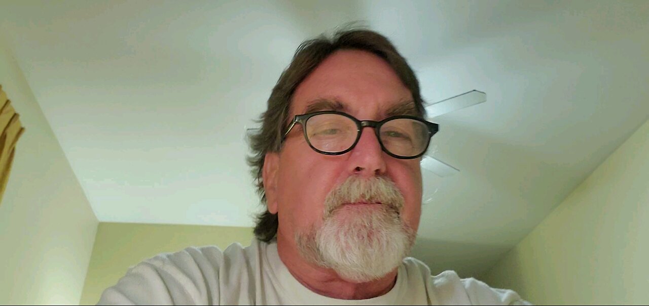 About me? I'm Reviewer Rob. Hello!