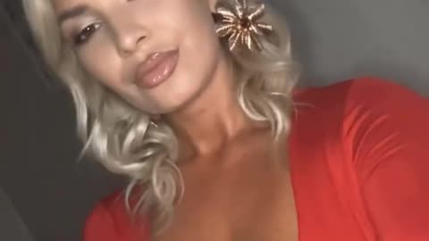 Fashion Beautiful Girl 2025 Live style Model