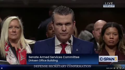 BREAKING: Những người biểu tình vừa xông vào phiên điều trần xác nhận của Pete Hegseth...