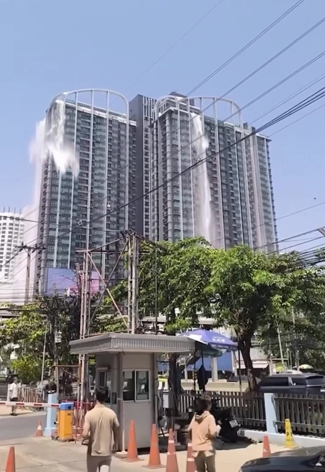 🌊😱 INSANE! TONS of WATER CRASHES from Building During Myanmar Earthquake! 💥🏚️