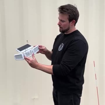 Adjustable Wide-Angle Solar Motion-Sensing Security Light | USA Containers