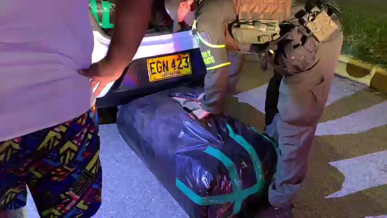 Hallazgo de marihuana en carro en Bolívar