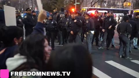 🚨 NYPD is making arrests at anti-ICE protests in New York City