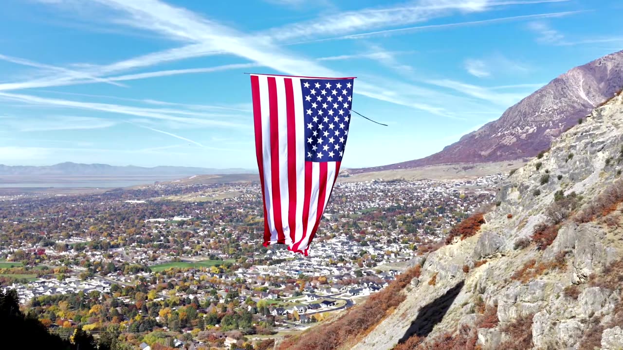 Largest Free Flying American Flag (Utah)