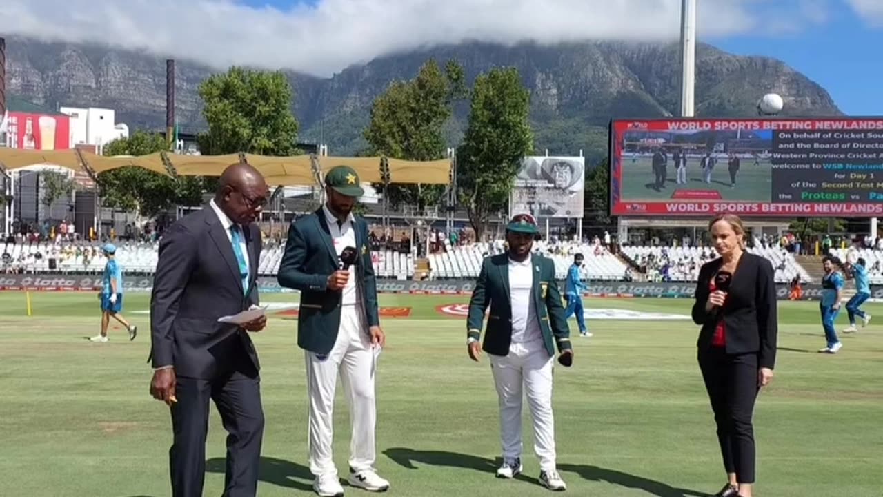 South Africa made 316 runs on first day of 2nd Test at Cape Town.Rickelton not out on 176,Bavma 106