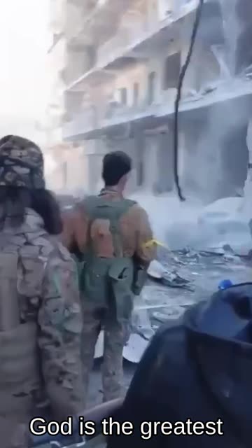 🇸🇾 🔥 Syria on Fire: Julani are engaged in collecting trophies and corpses