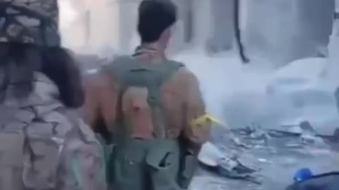 🇸🇾 🔥 Syria on Fire: Julani are engaged in collecting trophies and corpses