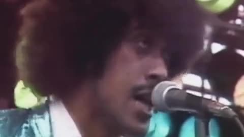 Jailbreak ~ Thin Lizzy ( Live ) ( Welcome Back Phil !!! )