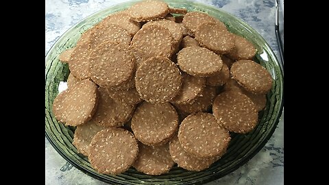 SESAME SEED CRACKERS