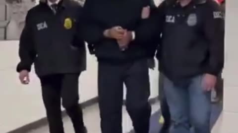 Nicolas Maduro wishes people a happy new year as he is perp walked into DEA’s NYC HQ