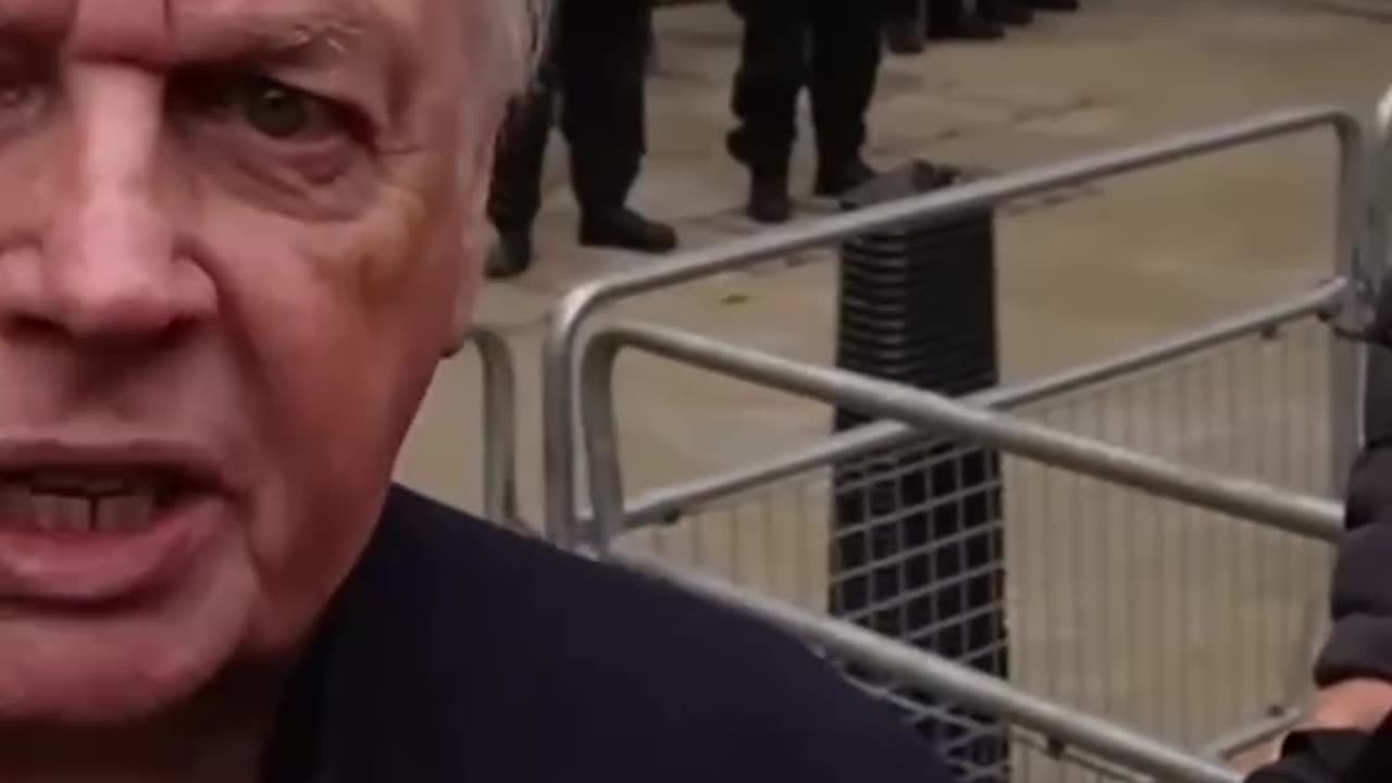 David Icke Speaks Out Against Digital ID