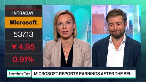 Microsoft Investors Eye Cloud Strength