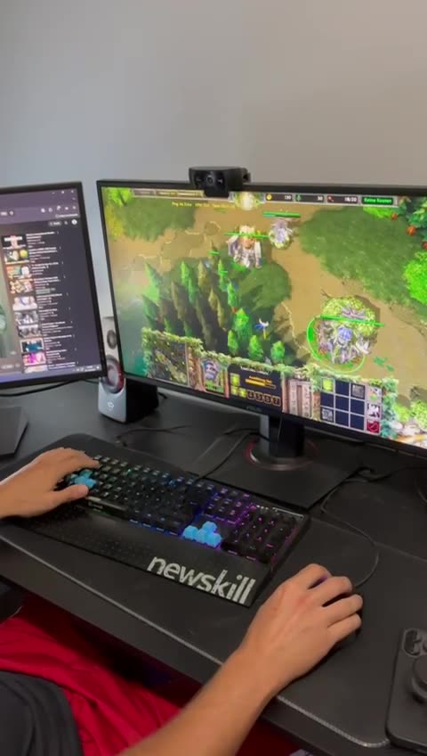 Me and my Girlfriend vs. The World Champion in WC3