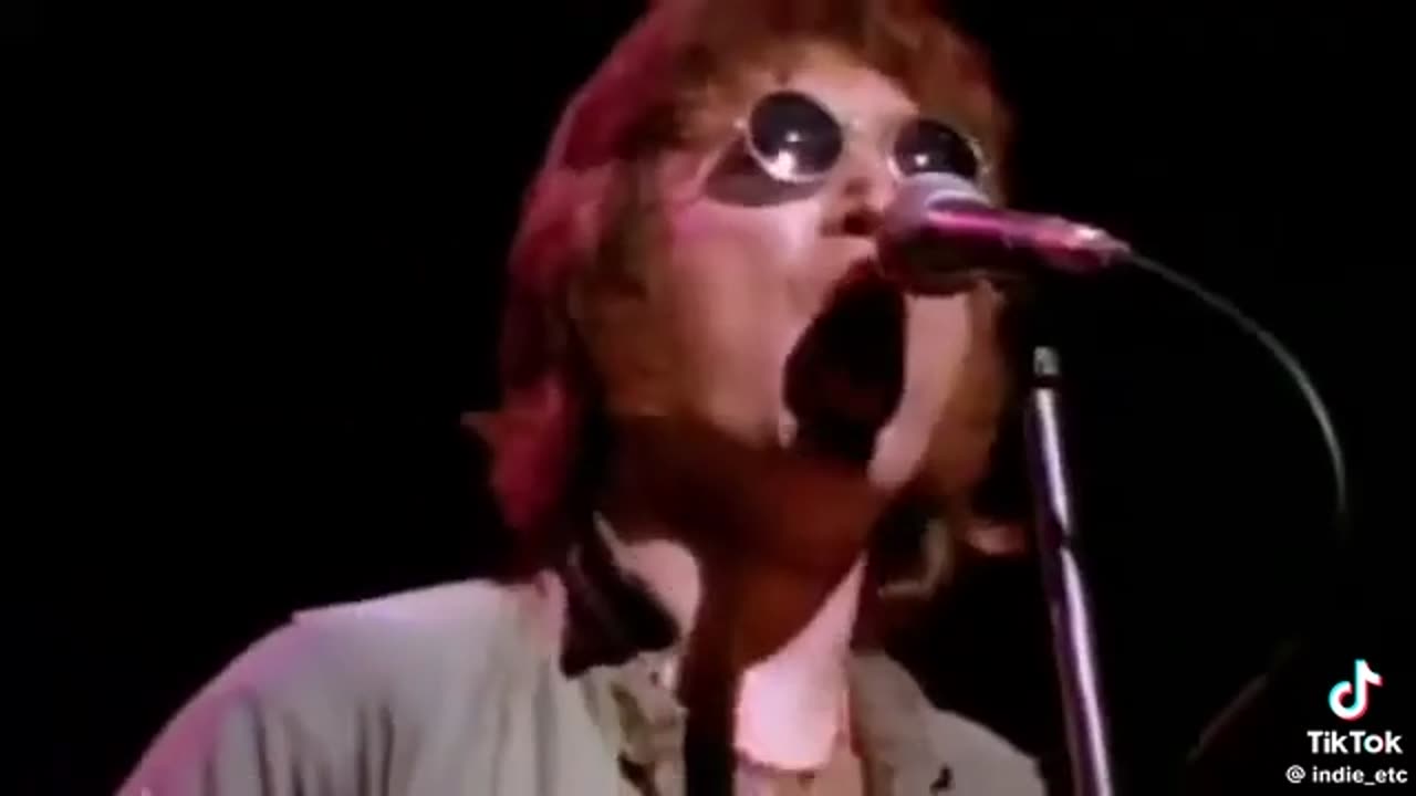COME TOGETHER ~ JOHN LENNON ( LIVE )