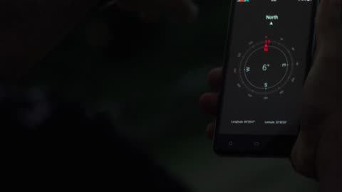 最古級の“#模様”発見！ブロンボス洞窟の衝撃