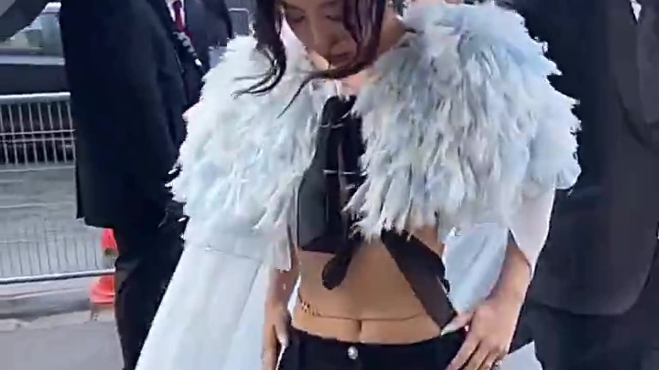 Blackpink Jennie CHANEL 2025 Haute Couture Show