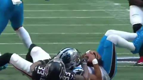 Bryce young getting evaluated for shoulder injury in throwing arm