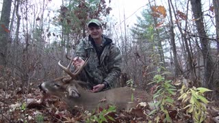 Hunting Whitetail Deer Public Land NY - 8 pointer