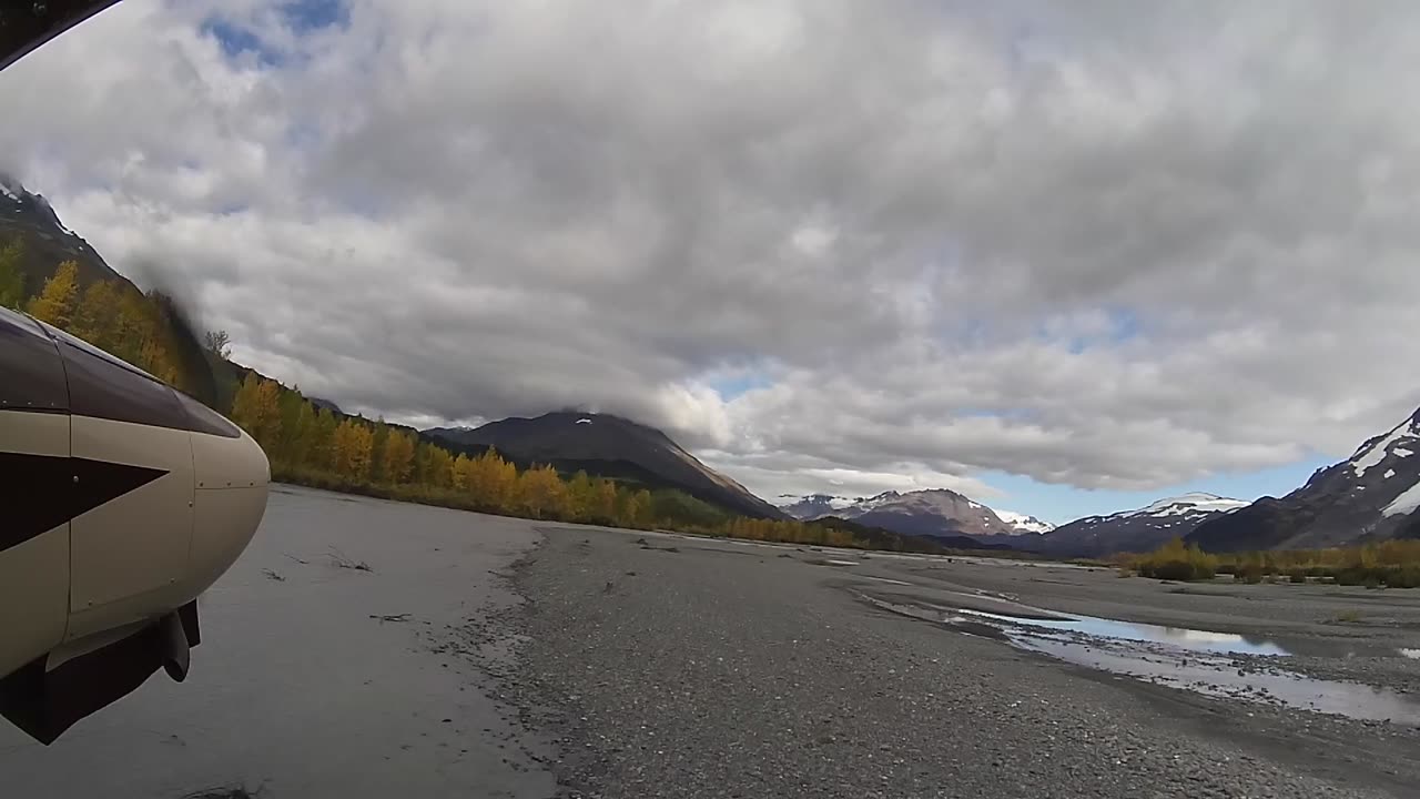 Runnin Gravel Bars - Alaska Bush Flying