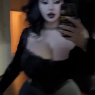 Goth Mommy with Insane Boobs Bounce
