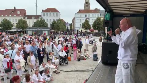 V-Media live, deel 2 op “Witte mars voor vrijheid” 13u 't Zand Brugge 14.09.2025