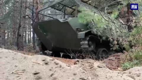 Paratrooper Signalmen Secure Command