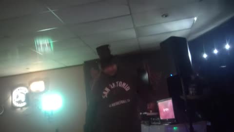 AUTISTIC MAN KILLS BRITNEY SPEARS- BABY ONE MORE TIME LIVE COVER