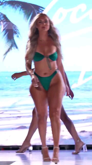 AND SHE'S AMAZING. 🔥