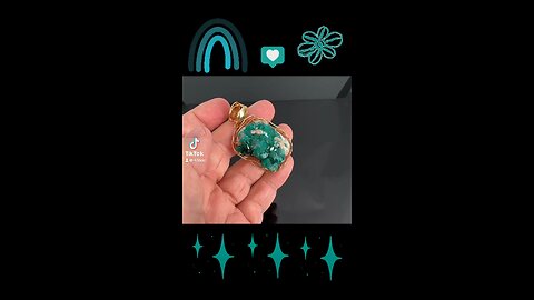 Rough emerald 18K gold pendant