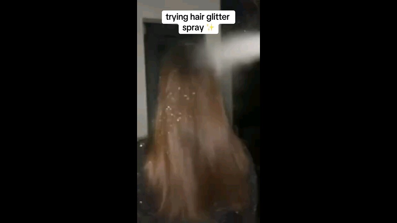 Glitter spray