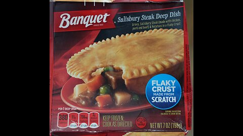 Banquet Salisbury Steak Deep Dish Food Review...by chickens.