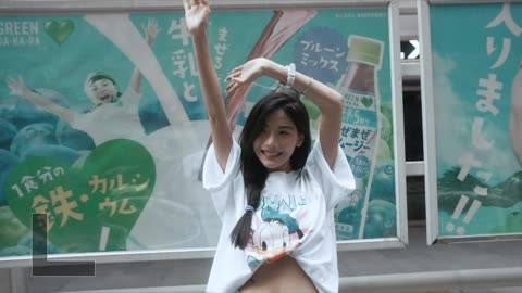 镜头是没有感情的 是给你拍的人用了心