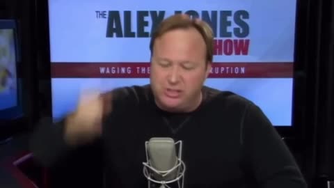 Alex Jones vs. Bill Gates. 🤣 I miss 2008 Alex Jones