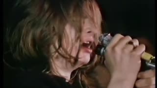 Black Sabbath - War Pigs & Fairies Wear Boots = Paris 1970