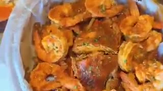 NYC FOOD HEAVEN! Legendary Pizza 🍕 + Lomo Saltado 🥩 + Sizzling Scallops & AYCE CRABS 🦀🔥