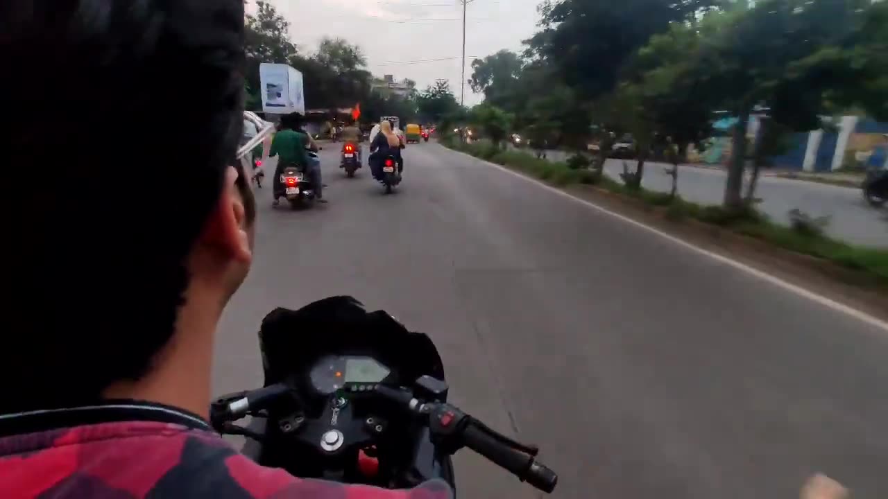 How To Shoot Gun While Driving motorcycle 🔫