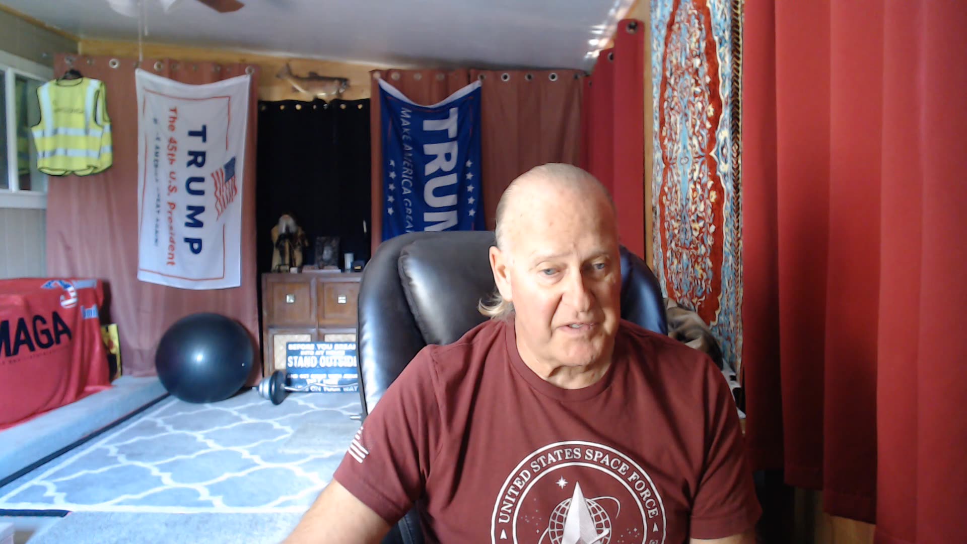 How can the United States of America be prosperous?/Charlie Kirk Mystery Deepens as Partner of Accused Shooter Vanishes, Official Narrative in Tatters/ADL CEO Jonathan Greenblatt: Half the world now hates us, and young people hate us the most.