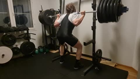 Squat with bands 262,5kg