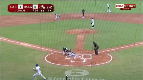 Leandro Cedeño llegó caliente