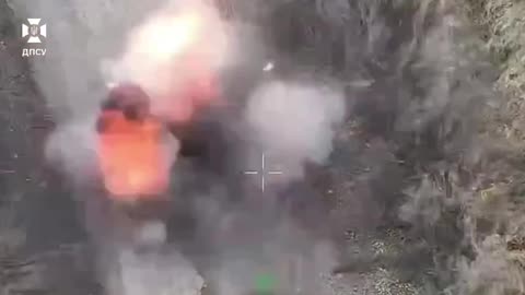 Ukrainian Border Guards Destroy Various Comms, Vehicles, UAVs and More in the South