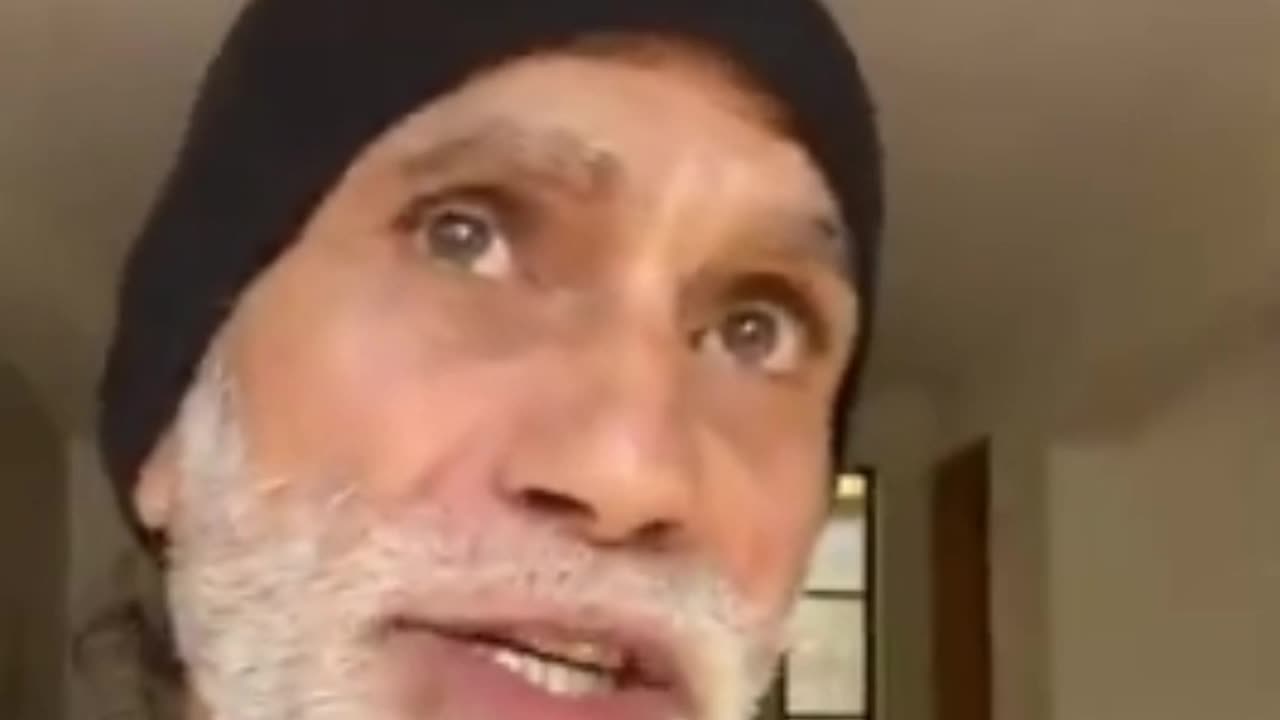 What is the Swiss Guard doing in the Vatican? -- Santos Bonacci